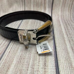 New Brighton GOLD COAST Leather Belt  Size 30 New B40389